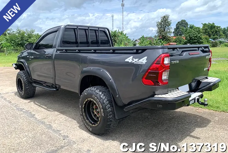 2021 Toyota / Hilux / Revo Stock No. 137319