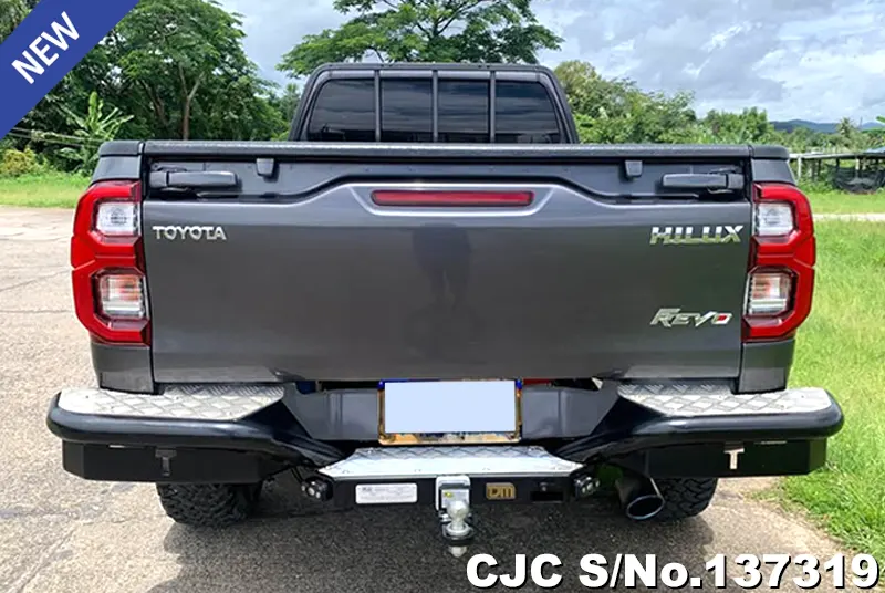 2021 Toyota / Hilux / Revo Stock No. 137319