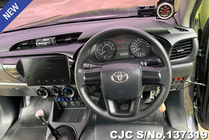 2021 Toyota / Hilux / Revo Stock No. 137319