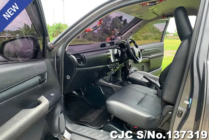 2021 Toyota / Hilux / Revo Stock No. 137319