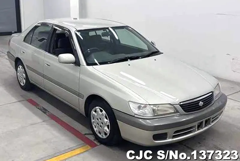 Toyota / Corona Premio 1999