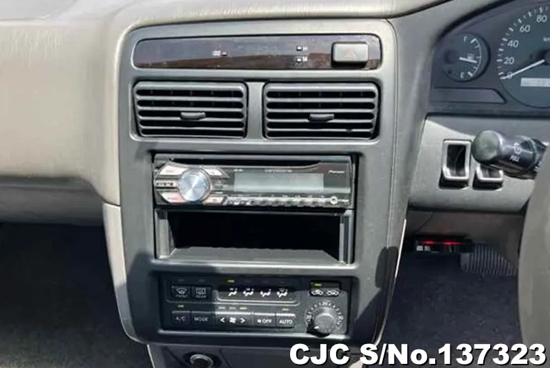 Toyota Corona Premio in Silver for Sale Image 7