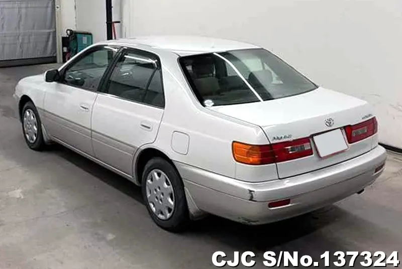 2001 Toyota / Corona Premio Stock No. 137324