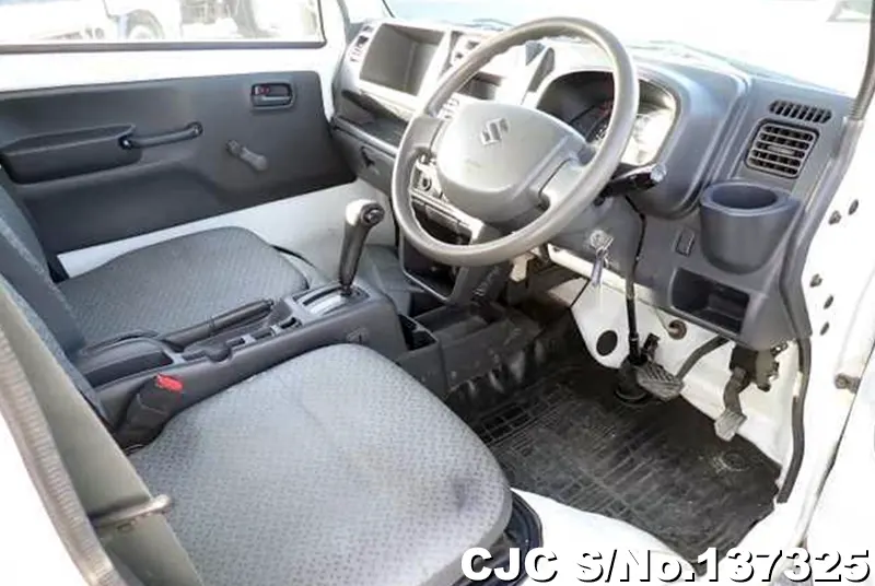 2014 Suzuki / Carry Stock No. 137325