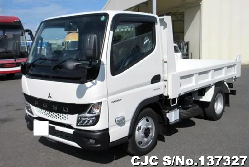 2025 Mitsubishi / Canter Stock No. 137327