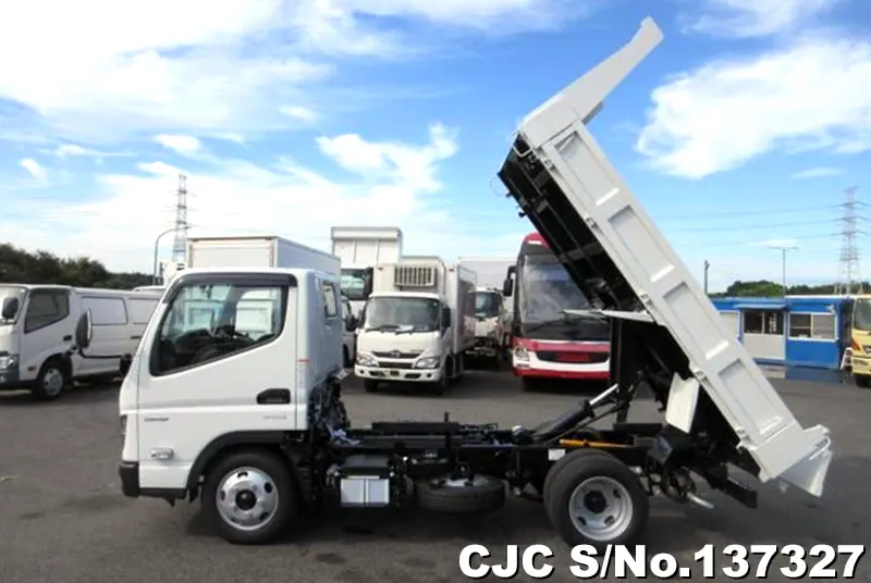 2025 Mitsubishi / Canter Stock No. 137327
