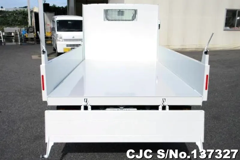 2025 Mitsubishi / Canter Stock No. 137327