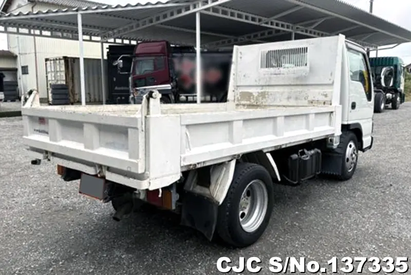 2005 Isuzu / Elf Stock No. 137335