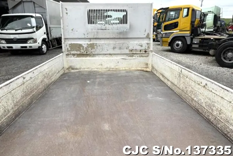 2005 Isuzu / Elf Stock No. 137335