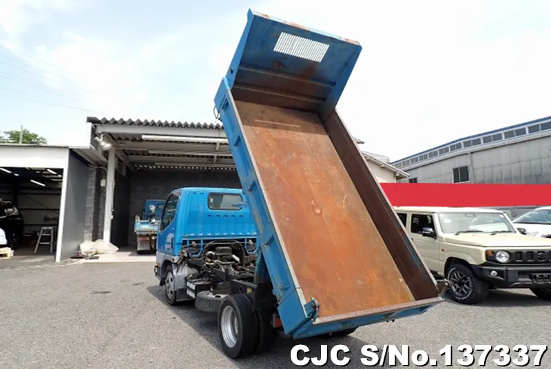 2001 Mitsubishi / Canter Stock No. 137337