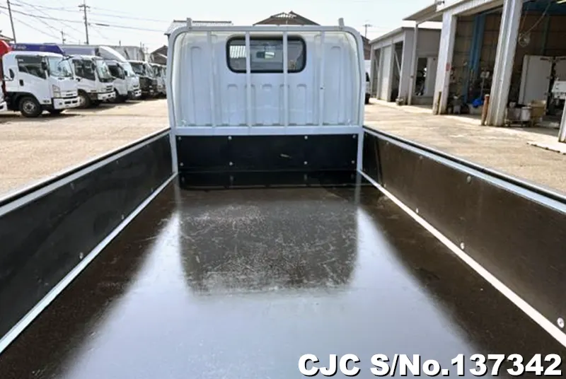 2023 Mitsubishi / Canter Stock No. 137342