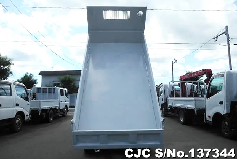 2006 Isuzu / Elf Stock No. 137344
