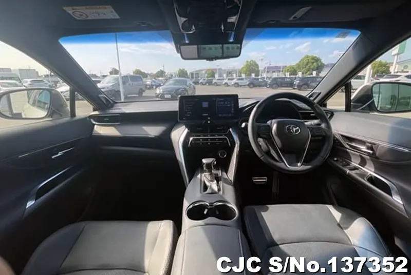 2022 Toyota / Harrier Stock No. 137352
