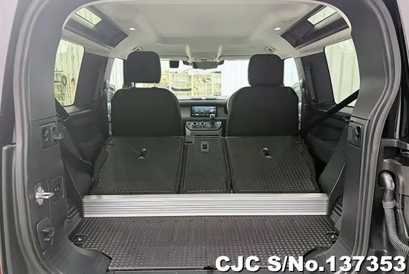 2022 Land Rover / Defender Stock No. 137353
