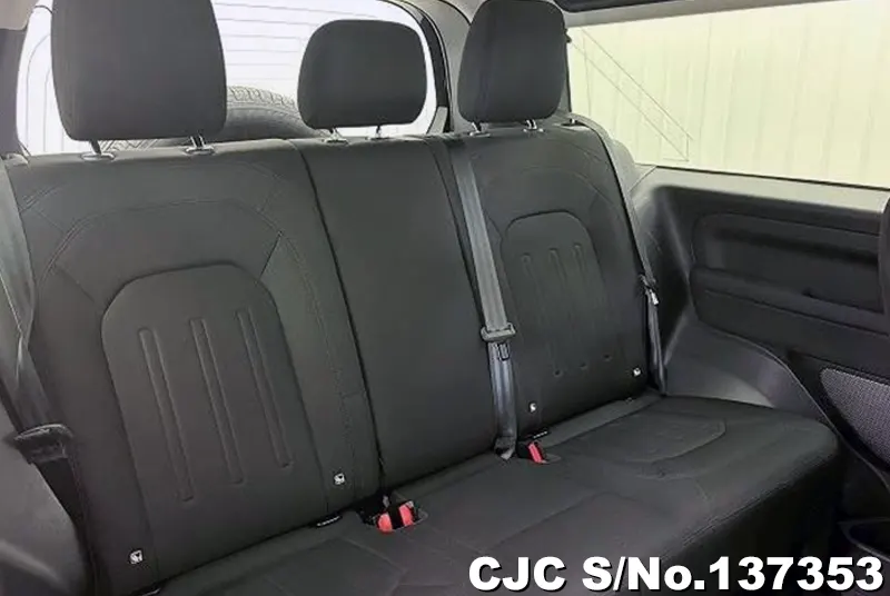 2022 Land Rover / Defender Stock No. 137353