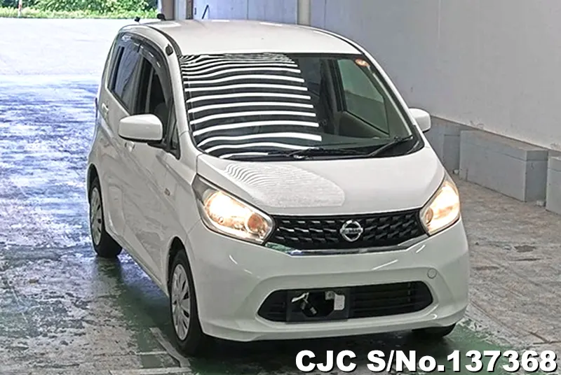 2013 Nissan / Dayz Stock No. 137368