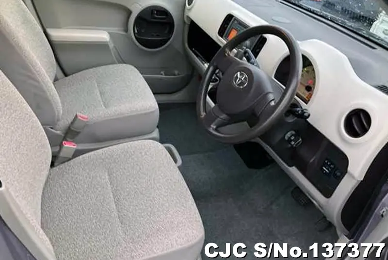 2010 Toyota / Passo Stock No. 137377