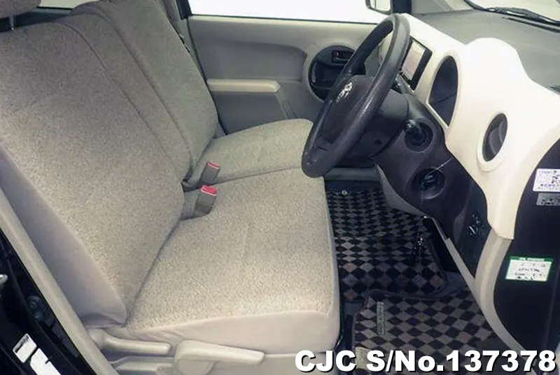 2011 Toyota / Passo Stock No. 137378