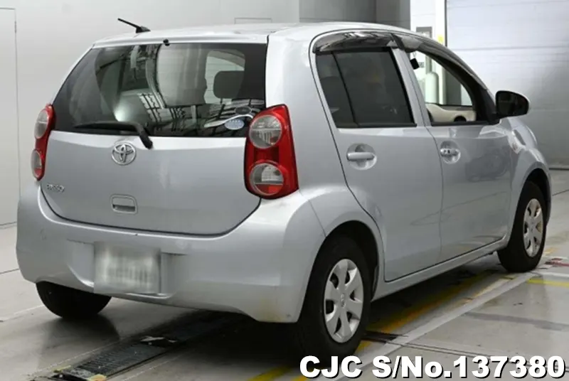 2010 Toyota / Passo Stock No. 137380