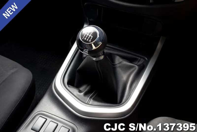 2021 Nissan / Navara Stock No. 137395