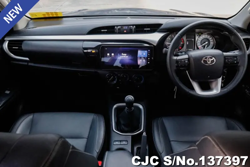 Toyota Hilux in Gray for Sale Image 4