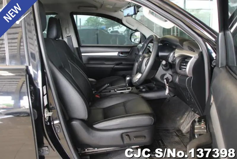 Toyota Hilux in Black for Sale Image 3