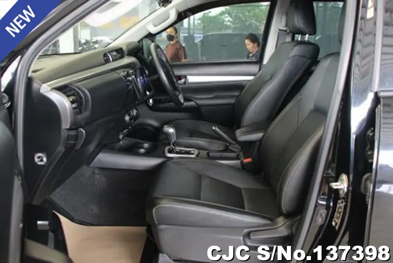 Toyota Hilux in Black for Sale Image 4