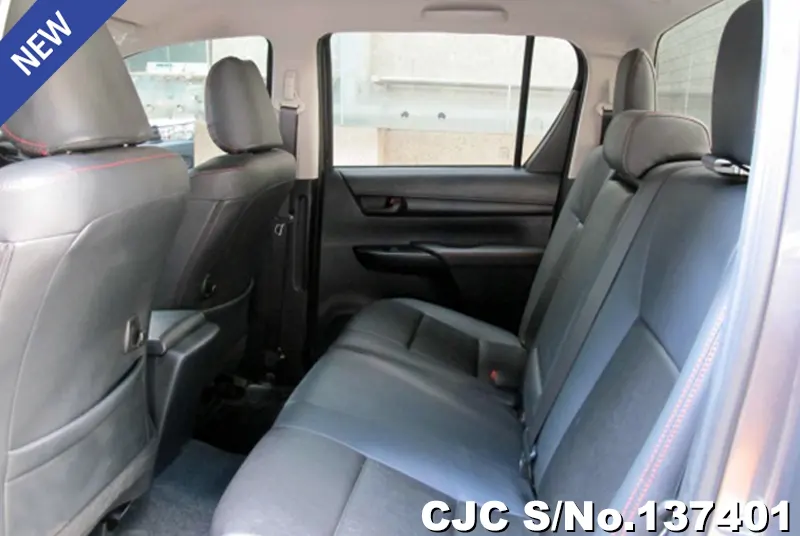 2025 Toyota / Hilux / Revo Stock No. 137401