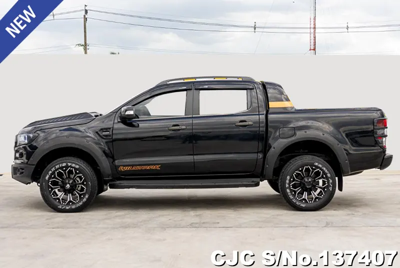 Ford Ranger in Black for Sale Image 7