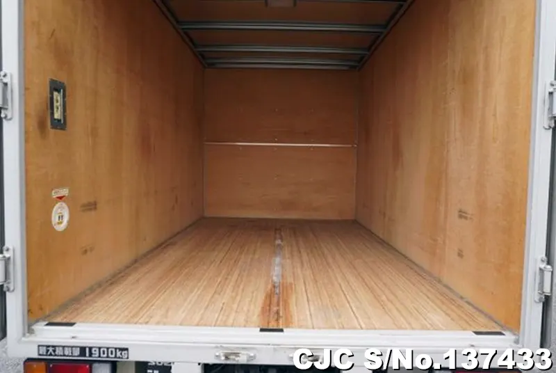2020 Isuzu / Elf Stock No. 137433