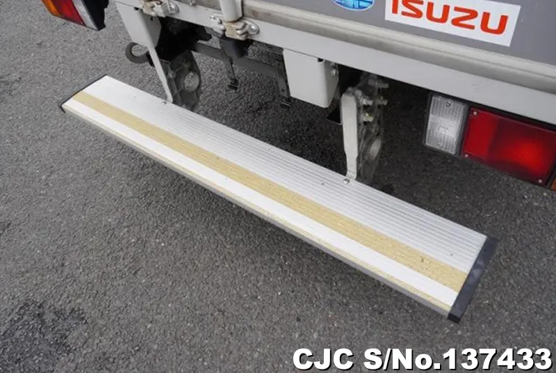 2020 Isuzu / Elf Stock No. 137433