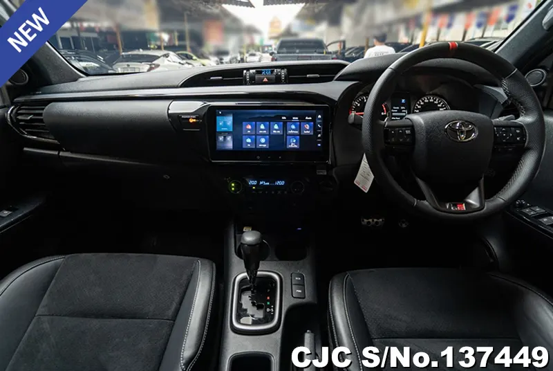 2025 Toyota / Hilux / Revo Stock No. 137449