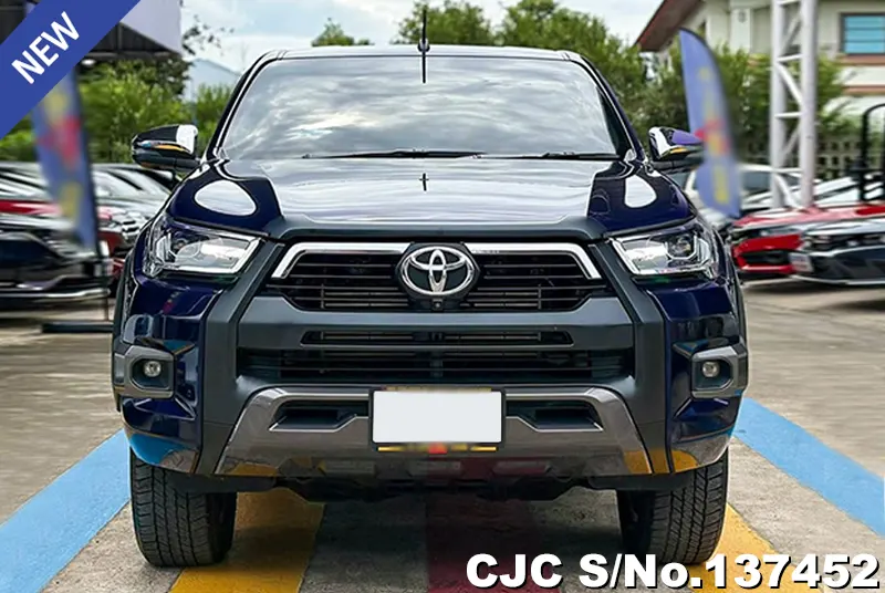 Toyota Hilux in Blue for Sale Image 4