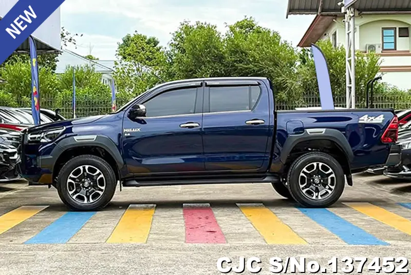 2023 Toyota / Hilux / Revo Stock No. 137452