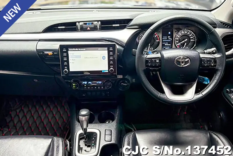 Toyota Hilux in Blue for Sale Image 9