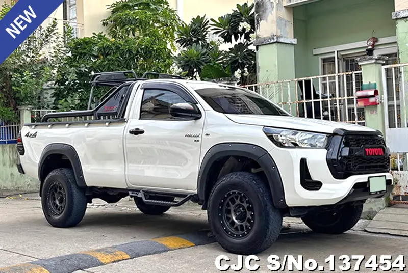 2020 Toyota / Hilux / Revo Stock No. 137454