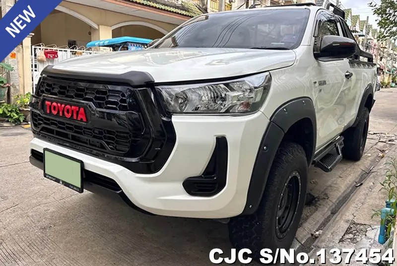 2020 Toyota / Hilux / Revo Stock No. 137454