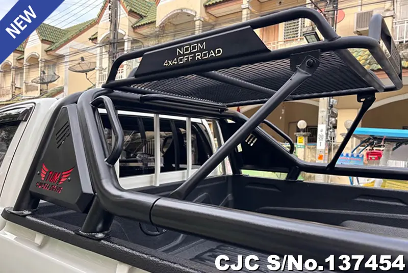 2020 Toyota / Hilux / Revo Stock No. 137454