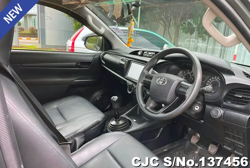 2020 Toyota / Hilux / Revo Stock No. 137456
