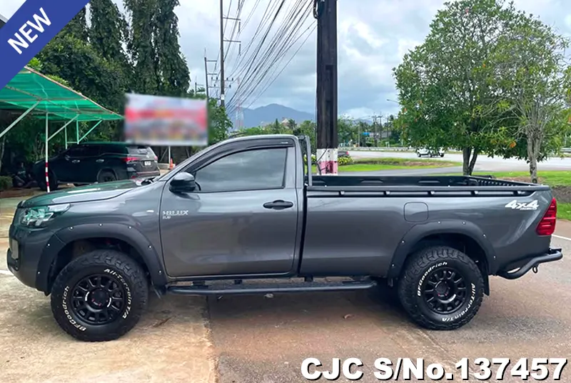 2023 Toyota / Hilux / Revo Stock No. 137457