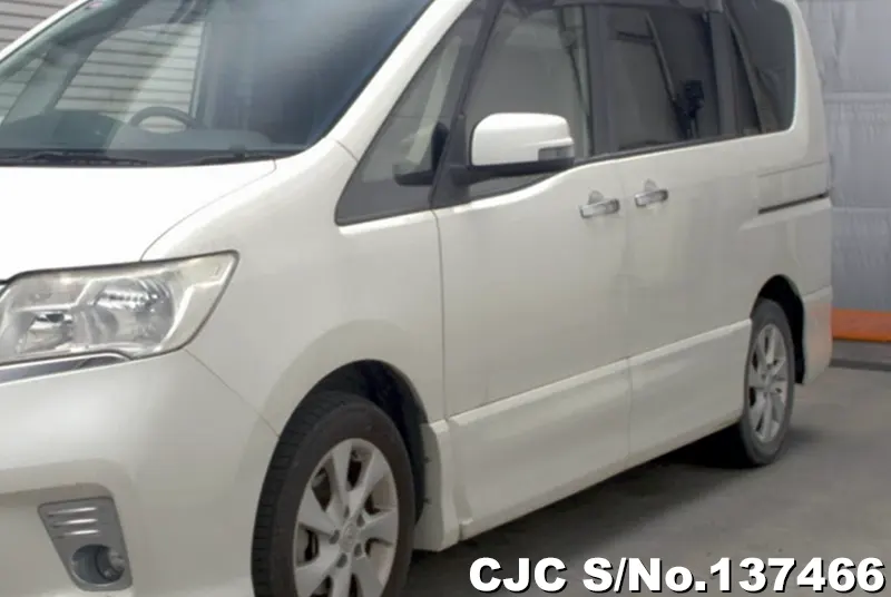 2012 Nissan / Serena Stock No. 137466