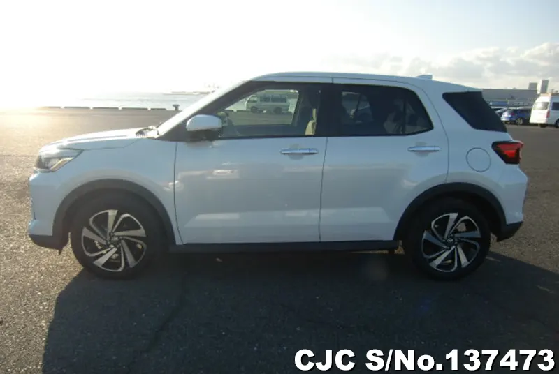 2020 Toyota / Raize Stock No. 137473