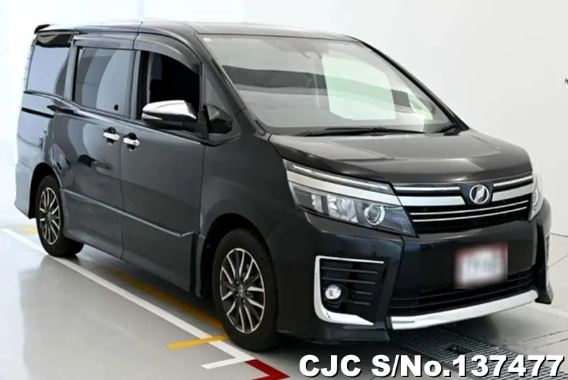 2017 Toyota / Voxy Stock No. 137477