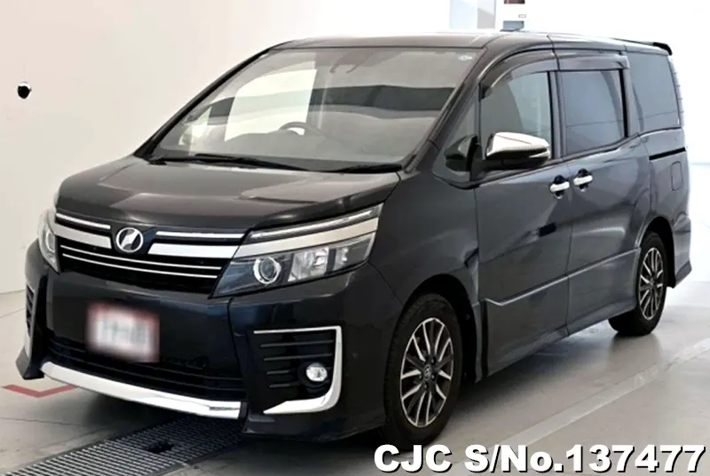 2017 Toyota / Voxy Stock No. 137477