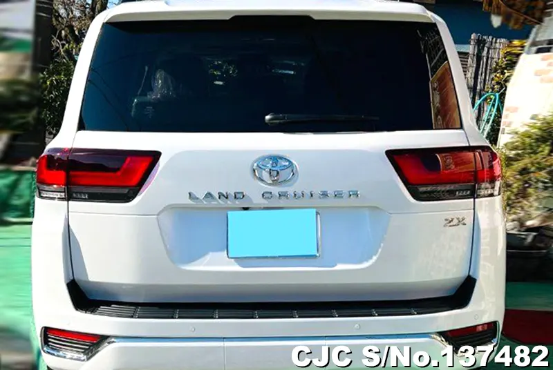 2024 Toyota / Land Cruiser Stock No. 137482