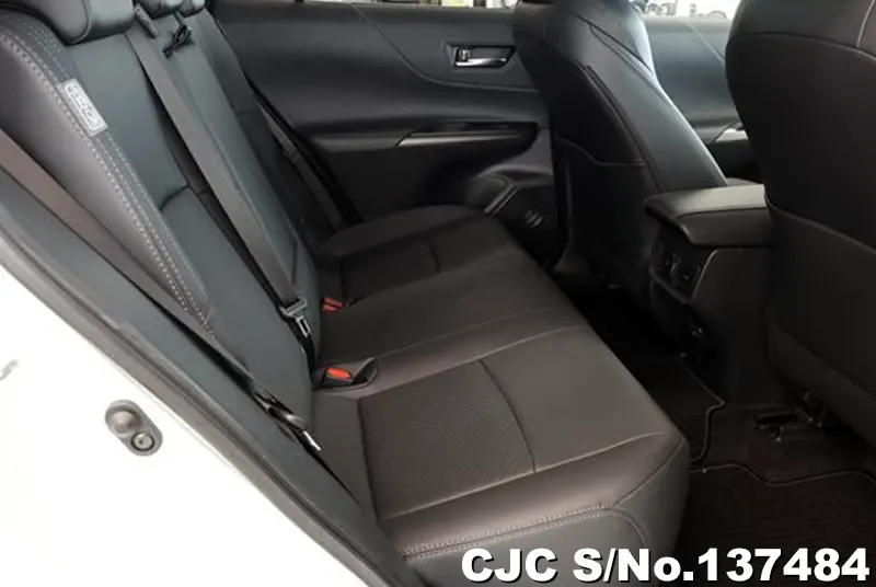 2022 Toyota / Harrier Stock No. 137484