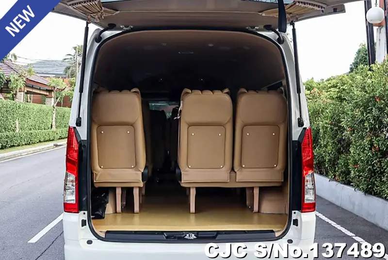 2023 Toyota / Hiace / Commuter Stock No. 137489