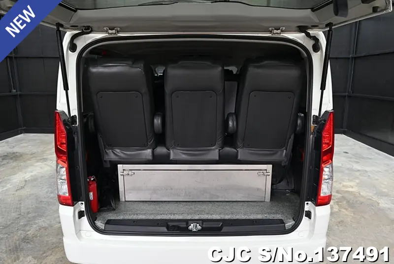 2022 Toyota / Hiace Stock No. 137491