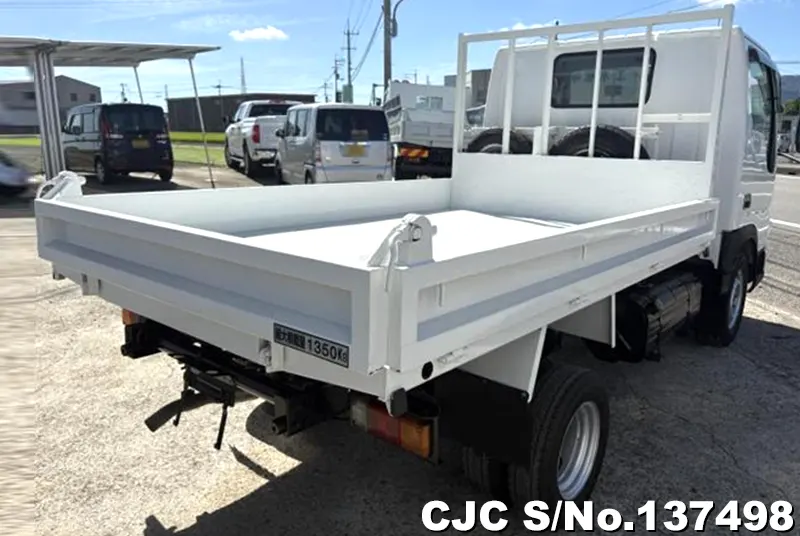 2005 Mazda / Titan Stock No. 137498