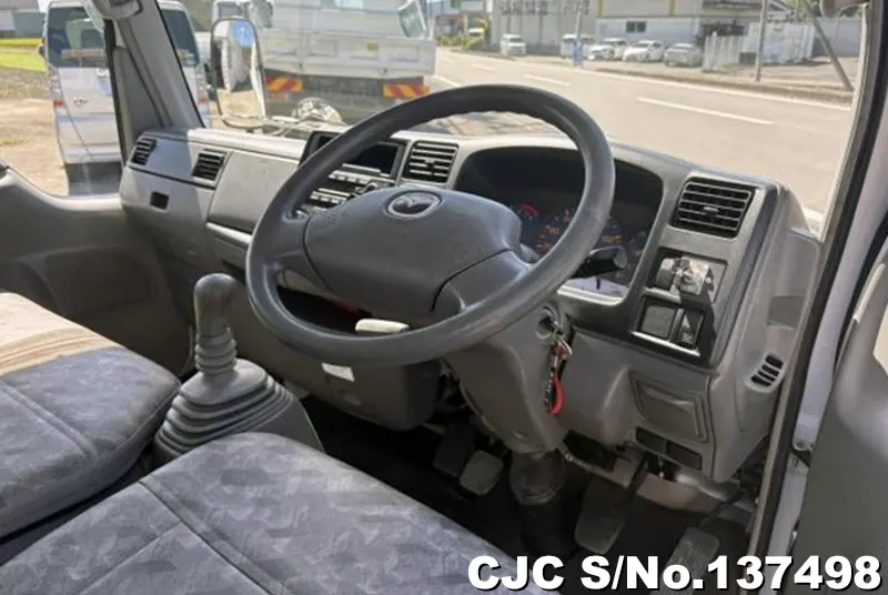 2005 Mazda / Titan Stock No. 137498